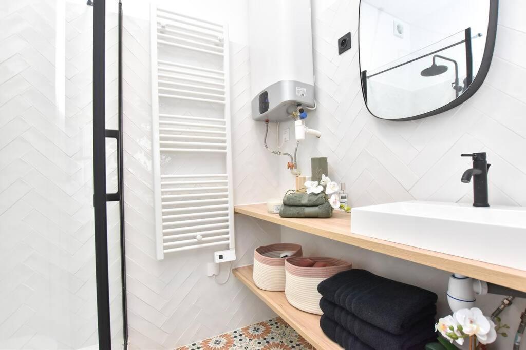 Appartement Charming Flat In Montmartre - Imhost à Paris Extérieur photo